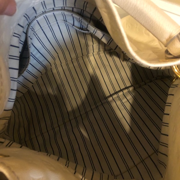Louis Vuitton Artsy MM ivory authentic - Picture 5 of 16